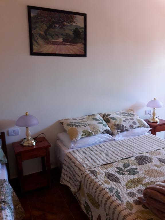 Apartamentos Centricos Puerto Iguazu Exterior photo